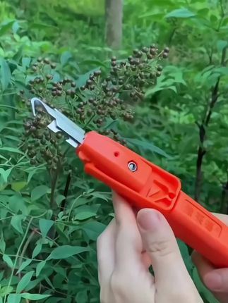 新款花椒采摘神器摘花椒神器采摘剪刀摘花椒的农用工具神器疏花果 #花椒采摘#花椒采摘神器 #采摘花椒剪刀 #农用工具 #三农