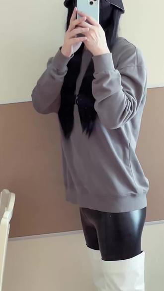 这是大家在网络上,经常看到的身材比例…网络与现实之间。 #今日份软妹风ootd #甜妹穿搭随意拍