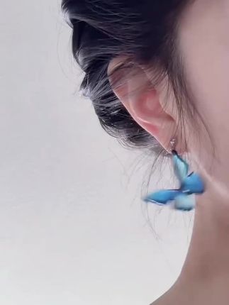 超好看的蓝色大蝴蝶耳环#时尚饰品 #超好看
