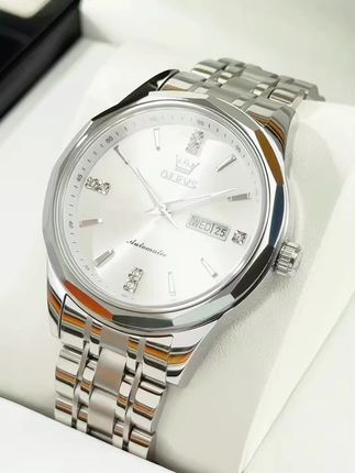 男人的快乐落在手腕上,就像你的包很迷人!#男士穿搭 #手表推荐 #机械表 #男士手表 #送男朋友礼物