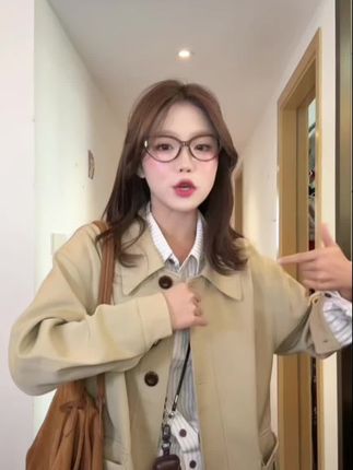 2025春新款撞色条纹小个子风衣外套女宽松显瘦百搭英伦风大衣#穿搭分享 #每日分享 #今日穿搭 #温柔穿搭 #分享穿搭