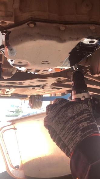 油箱盖打不开别慌!除了拉绳还有这些办法 #每天一个用车知识#汽车知识#新手开车注意事项#油箱盖 #油箱盖打不开 @抖音小助手 @DOU+小助手