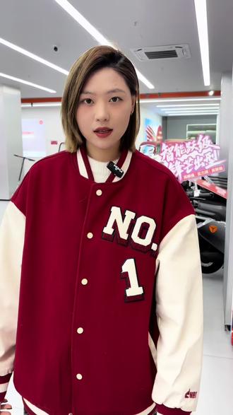 白鲨二代智能升级smart智慧屏,出行小迪搭子守护你的安全#雅迪 #雅迪电动车 #雅迪白鲨 #雅迪白鲨二代 #电动车