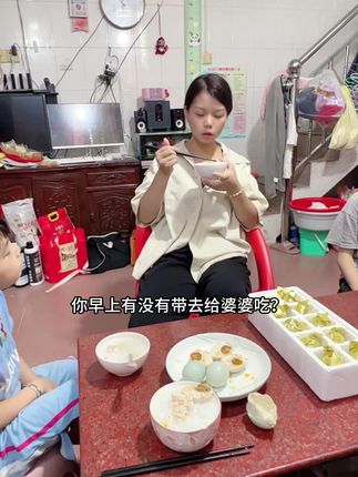 特大个咸鸭蛋10枚到手才这个价,流油起 沙,入口绵密真的巨香#咸鸭蛋#超便宜超划算#妈呀太香了