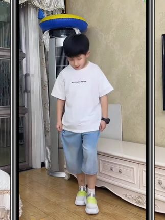 男童短裤夏季薄款2025新款七分裤中大童中裤儿童夏装轻薄牛仔裤#牛仔裤 #七分裤 #裤子 #牛仔裤 #男童短裤