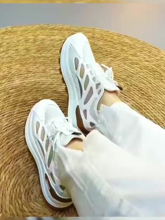 这款网面鞋透气好,鞋面清爽,迈步轻松,久穿脚不汗,好看又百搭#好物推荐#网面透气运动鞋