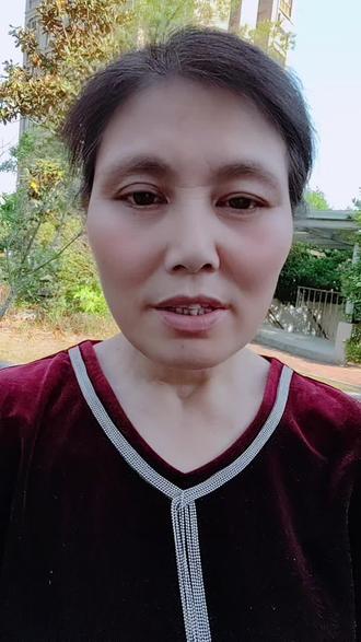 旅游 四川女子玩网红秋千坠亡,死前拼命的呼喊”没拴紧"“没拴紧“,看完太心痛了!#四川#网红秋千坠亡#口播生活感悟 #创作者中心 #创作灵感