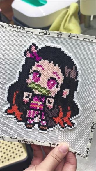 拼豆日记之超绝客作鬼灭之刃祢豆子
又捉到一只可爱的祢豆子啦!
你敢拼我就敢熨#拼豆 #鬼灭之刃 #祢豆子 #手工diy作品大赏