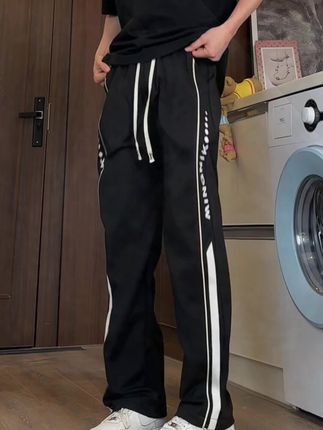 这才是你家怕热爱出汗的男孩夏天必备的#冰丝裤 #男生穿搭 #舒适透气又凉快 #宽松显瘦