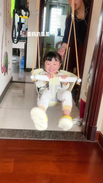 给孩子在家里安一个这样的单杠秋千,他真的太开心了#单杠秋千 #室内秋千 #玩具 #儿童秋千 #母婴好物