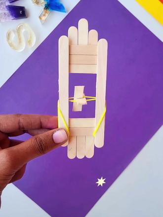 几根冰糕棍 + 皮筋,做会自己跑的小船! #手工玩具 #手工教程 #儿童玩具 #幼儿园手工 #小手工