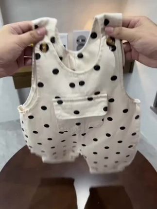 超鸡可爱~质量吼棒~春秋韩版儿童圆点棉布背带裤洋气男女宝连体衣#儿童背带裤#圆点背带裤#儿童连体衣#可爱背带裤@DOU+好生意 @DOU+小助手