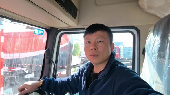 车辆尾气故障灯亮红灯,亮黄灯了,我们应该怎么处理呢?#尾气故障灯 #车辆故障 #再生 #尾气 #国六