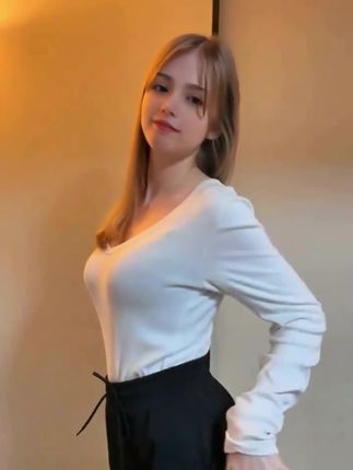 #金发女孩 #外国小姐姐 #性感可爱 #性感扭胯 #跳舞小姐姐
