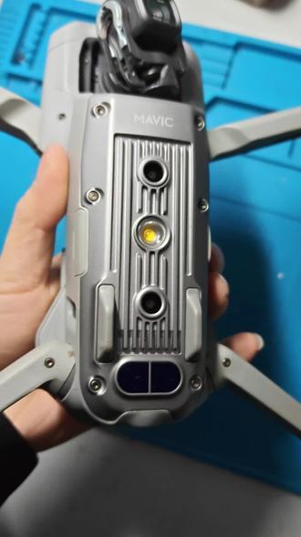 大疆air2云台维修
#大疆无人机维修 #西安大疆无人机 #大疆air2 #一张图片说明你的专业 #鉴定完毕