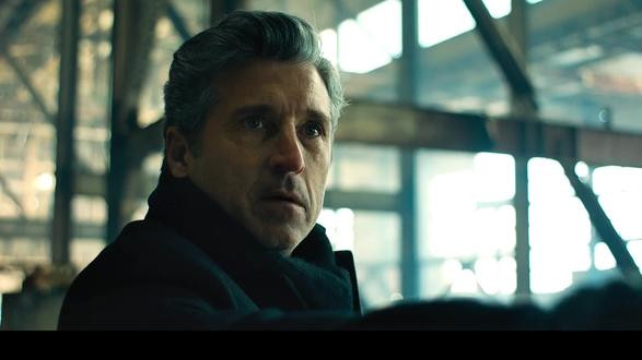 传奇杀手终极对决,血仇了结却曝惊天秘密! 《杀手记忆》完结篇高能来袭!顶级杀手安杰罗意外发现,妻子殒命的那场车祸并非意外,幕后操盘者竟是亦敌亦友的摆渡人。被胁迫的尼基无辜殒命、至亲接连离他而去,身患阿尔兹海默症的传奇杀手,在废弃仓库与宿敌展开终极生死对决。可当血仇了结、新生命降临的时刻,他隐藏一生的杀手身份,却被亲生女儿彻底撞破。 #影视解说 #杀手记忆 #抖音精选