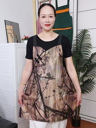 新中式旗袍盘扣款围裙#谁穿谁好看 #防水防油#上班工作围裙#耐脏
