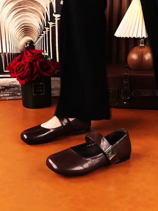 #软底软面穿上超舒服 #脚感舒服的时尚百搭鞋推荐 #好鞋推荐 @抖音小助手