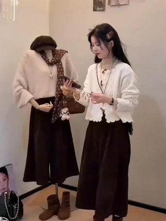 超火早秋穿搭一整套女2025新款短款针织开衫外套高腰半身裙两件套