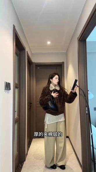 自制秋冬夹棉气质大毛领精致百搭短款保暖外套女#自制秋冬夹棉