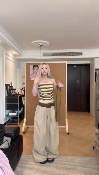 纯欲辣妹风显瘦条纹撞色抹胸上衣女夏季宽松休闲阔腿裤 #cleanfit穿搭教程#女团穿搭#ootd穿搭#女生穿搭#梅晓歌的ootd