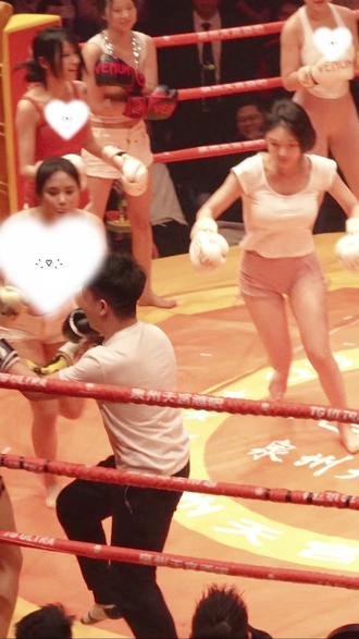 难敌六妹围击!#天宫擂台挑战赛#泉州天宫女子拳击