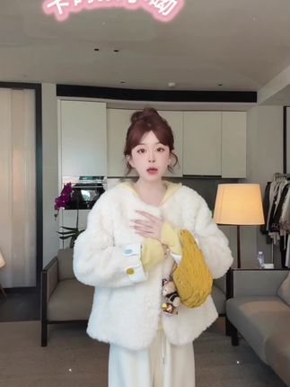 浩哥严选●彩色扣子HGQ5WT3283A羊毛混纺外套预时尚秋冬美设计感#强烈推荐 #甜美穿搭 #显白才高级 #甜系女孩