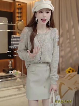 破洞毛衣慵懒又带点小性感露肩设计巧妙显瘦软糯面料亲肤不扎#慵懒风 #破洞毛衣 #显瘦穿搭 #日常百搭 #早秋新品