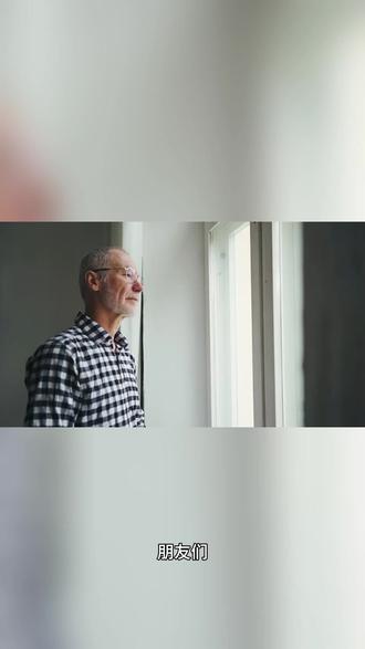 《欧也妮・葛朗台》:被金钱毁掉的人生 葛朗台是文学史上出了名的吝啬鬼。
他坐拥巨额财富,生活却过得极其寒酸,
视金钱如生命,冷漠自私、抠门到极致。
他为了钱财牺牲亲情、爱情与幸福,
困住了女儿的一生,也囚禁了自己的灵魂。
巴尔扎克用这个人物,辛辣讽刺了拜金主义,
告诉我们:
一味追逐金钱,只会沦为财富的奴隶,
物质富足,不代表灵魂丰盈。
#欧也妮葛朗台 #巴尔扎克 #外国名著 #读书分享 #中学生必读#大疆pocket4首发上手测评 #这个春天我在场 #人间观察计划 #是谁打翻了大自然调色盘