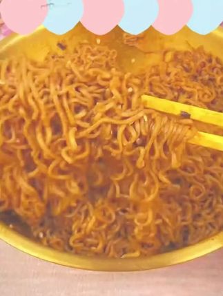 **“0脂+99%饱腹感!”嗨吃家魔芋荞麦拌面,精选6包料汁,酸辣麻酱多种口味,一口沦陷!**#太好吃了 #荞麦面 ##好吃到停不下来
