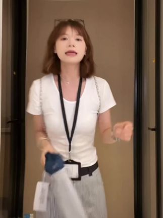 美式复古蓝色条纹裤子女款夏季刺绣垂感阔腿裤设计感小众直筒长裤#条纹裤 #阔腿裤女 #休闲裤女 #裤子女#美式裤子女