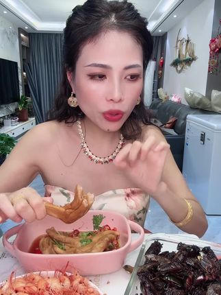 鸭爪贼好吃#好吃到停不下来