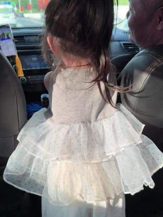 就算你不是个听话的孩子也没关系,我只要你过得健康快乐就好了#生女儿就是用来打扮的 #我的女孩👧🏻 #做个美美的小仙女 #高品质童装
