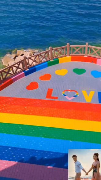 一条通往大海的彩虹路