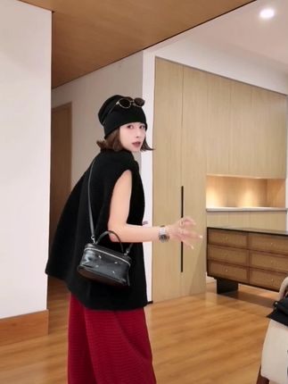 2025秋冬极简风宽松慵懒马甲羊毛马甲 #月月不吃鱼 #女装