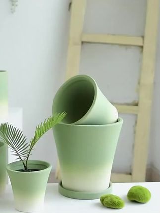 北欧渐变橄榄绿色陶瓷素烧花盆有孔带托盘吸水透气绿植花卉虎皮兰#花盆#花盆推荐#绿植花盆