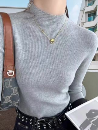 灰色半高领打底衫女内搭无缝一体毛衣2025年秋冬新款软糯针织上衣#打底衫 #针织衫 #高级感穿搭 #通勤搭配 #气质百搭