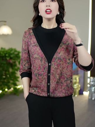 秋季新款时尚圆领假两件洋气妈妈装宽松显瘦休闲百搭长袖上衣#时尚妈妈装 #遮肉显瘦 #百搭上衣 #洋气减龄 #新款上新