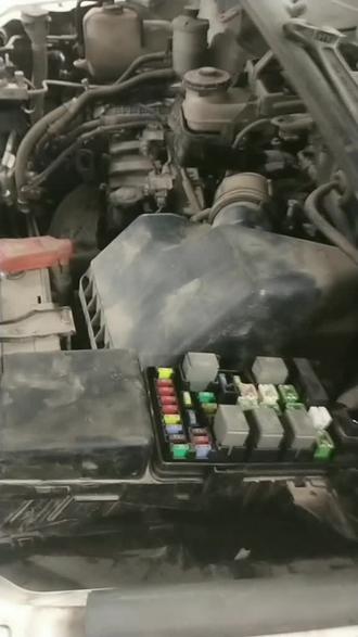 比亚迪S6前后雾灯不亮,倒车灯不亮和倒车雷达不能用,收音机和点烟器不能用,一顿拆一顿查,确定故障点,明天能交差啦!#抖音记录修理工的日常 #让技术变的更有价值 #全心全意为您服务