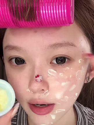 不会还有人不知道贴贴霜的重要性吧!容易卡粉斑驳的姐妹一定要试试!上出来的底妆巨服帖!!#底妆#贴贴霜#妆前乳#平价彩妆#伪素颜