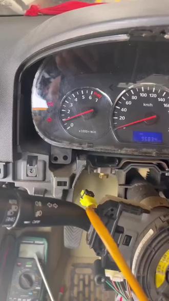 长安防盗灯亮,启动不了车。