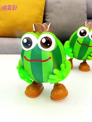 儿童灯光音乐走路唱歌跳舞西瓜青蛙王子电动玩具萌趣公仔宝宝玩具#玩个很新的东西