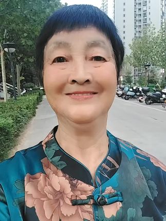 我爱我们的祖国,我们一起保卫我们的祖国!