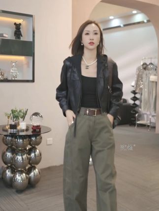 熙薇直播爆款#皮衣#外套#衣服#早秋穿搭#抖音助手, 质感很好面料,柔软的