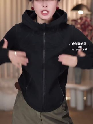 2025新款秋季开衫连帽卫衣女设计感小众纯色简约气质潮流休闲上衣#今天穿什么 #外套穿搭 #连帽卫衣 #简约穿搭 #强烈推荐