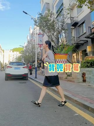 ✨愿往后的每个晨昏,都能成蜕变的序章 不敷衍岁月,不辜负热爱在时光里,长成自己的光。 #背篼 #手编背篓 #贵州 #山奈 #五香草