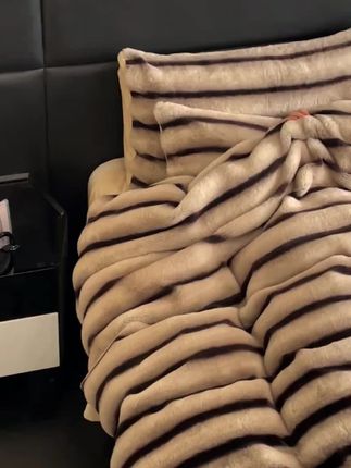 #四件套 #牛奶绒四件套 #加厚保暖 #这个冬天不怕冷 #保暖又好看