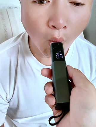 #酒精测试仪 #喝酒不开车 #拒绝酒驾