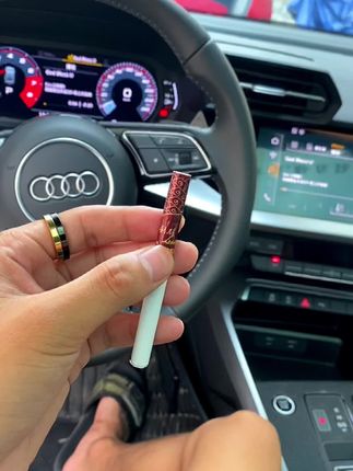 前女友送的,虽然分开了,但是一直带在身上