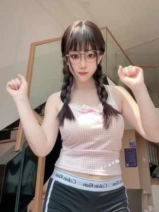 喜欢吗 特地为你拍的 #手势舞 #甜妹 #感觉至上